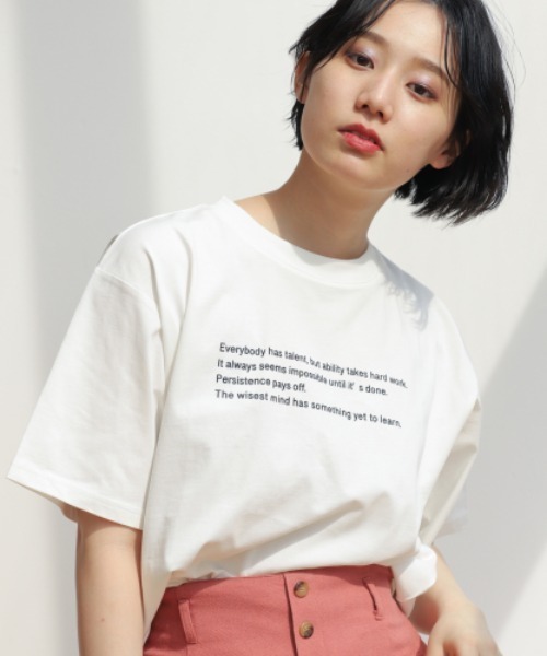 PAGEBOY（ページボーイ）の「フロントロゴTEE（Tシャツ/カットソー・レディース・オフホワイト/ブラック・FREE）」の2枚目の写真