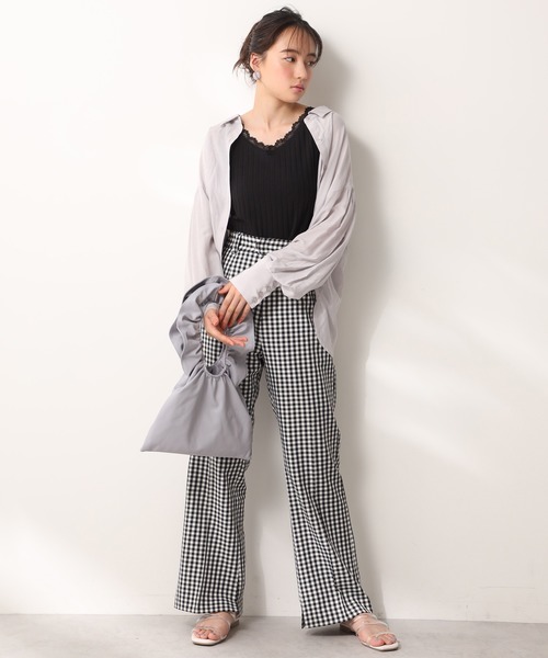 one after another NICE CLAUP(ワンアフターアナザーナイスクラップ)の「フラワーレースタンク(タンクトップ・レディース・ブラック/オフホワイト/パープル/ベージュ・FREE)」の20枚目の写真