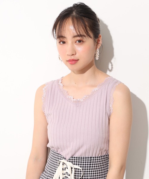 one after another NICE CLAUP(ワンアフターアナザーナイスクラップ)の「フラワーレースタンク(タンクトップ・レディース・ブラック/オフホワイト/パープル/ベージュ・FREE)」の9枚目の写真