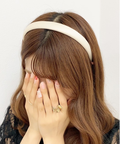 apres jour(アプレジュール)の「【apres jour×ARIAZ】ぷっくりカチューシャ(カチューシャ・レディース・ベージュ/ダークブラウン/アイボリー・FREE)」の1枚目の写真