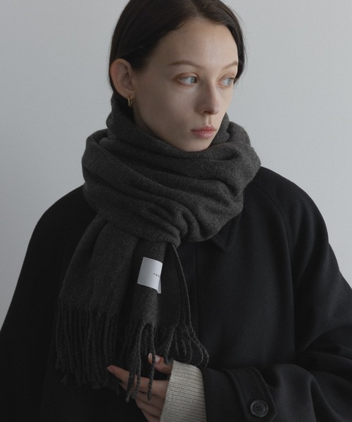 remer（リメール）の「basic loose muffler / ベーシックルーズマフラー（マフラー・メンズ・ネイビー/グレー/モカ/チャコールグレー/ナチュラル/テラコッタ/杢グレー/マスタード/ブルー/グレイッシュベージュ/グリーン・FREE）」の12枚目の写真