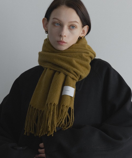 remer（リメール）の「basic loose muffler / ベーシックルーズマフラー（マフラー・メンズ・ネイビー/グレー/モカ/チャコールグレー/ナチュラル/テラコッタ/杢グレー/マスタード/ブルー/グレイッシュベージュ/グリーン・FREE）」の18枚目の写真