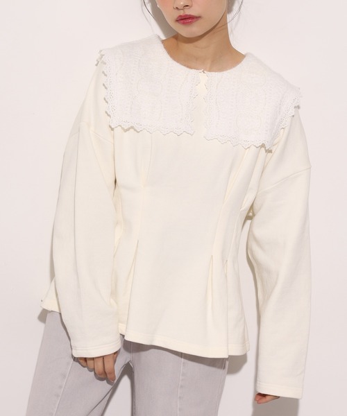 one after another NICE CLAUP(ワンアフターアナザーナイスクラップ)の「レース襟スウエット(Tシャツ/カットソー・レディース・アイボリー/ブラック/ブルー・FREE)」の1枚目の写真