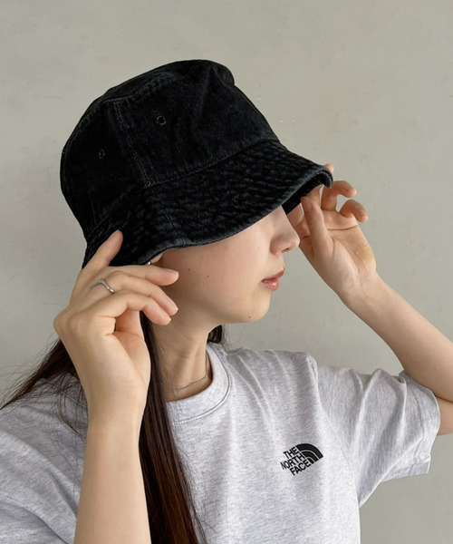 newhattan(ニューハッタン)の「【newhattan】 ニューハッタン サイズ展開あり バケットハット ツイル デニム ユニセックス/buckethat(ハット・レディース・ブラック/ダークブラック/ホワイト/ダークインディゴブルー/ネイビー/ライトブラック/カーキ/チャコール/ライトインディゴブルー/ライトベージュ/オリーブ/ダークグリーン/ベージュ系その他・S/M/L/XL/M/L)」の3枚目の写真