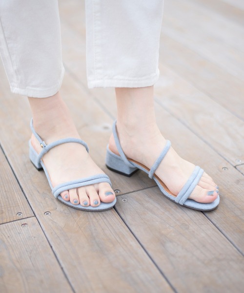 MAISON BREEZE(メゾンブリーズ)の「【MAISON BREEZE】スエード ローヒールサンダル 太ヒール 6203480(サンダル・レディース・ブラック/キャメル/ベージュ/グリーン/ブルー・24/23)」の4枚目の写真