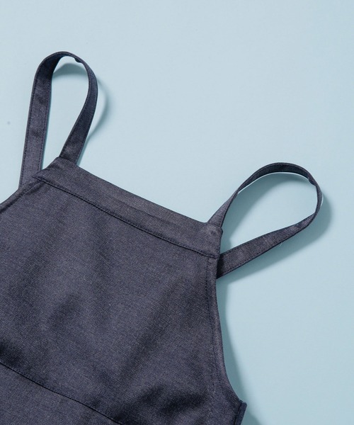 NANO universe（ナノユニバース）の「エプロン型ワンピース キッズ（ワンピース・キッズ・ネイビー/ライトベージュ・120/110）」の4枚目の写真