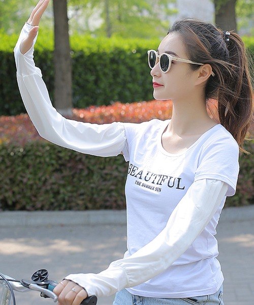 DAY CLOSET（デイ クローゼット）の「【UVカット/フィンガーホール付き】ロング丈 UVアームカバー レディース（アームカバー・レディース・ライトブルー/ライトグレー/ピンク/ミント/ブラック/スモークピンク/ライラック/ホワイト・ONE SIZE）」の9枚目の写真