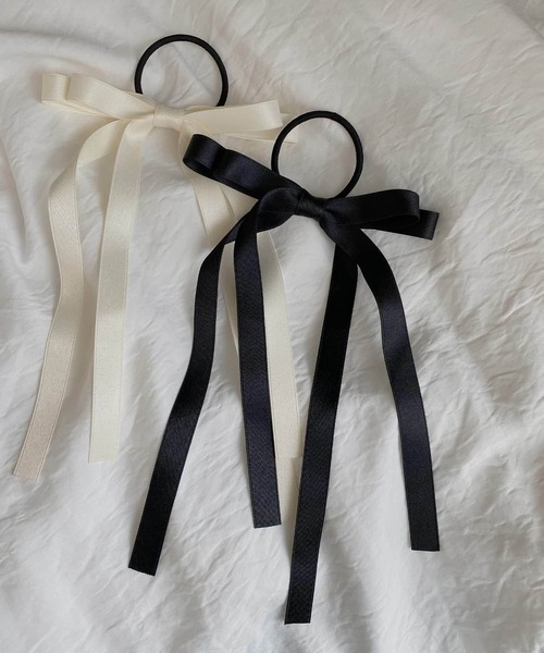 MIELI INVARIANT（ミエリインヴァリアント）の「Ribbon Tape Hair Rubber（ヘアゴム・レディース・ブラック/アイボリー・FREE）」の5枚目の写真