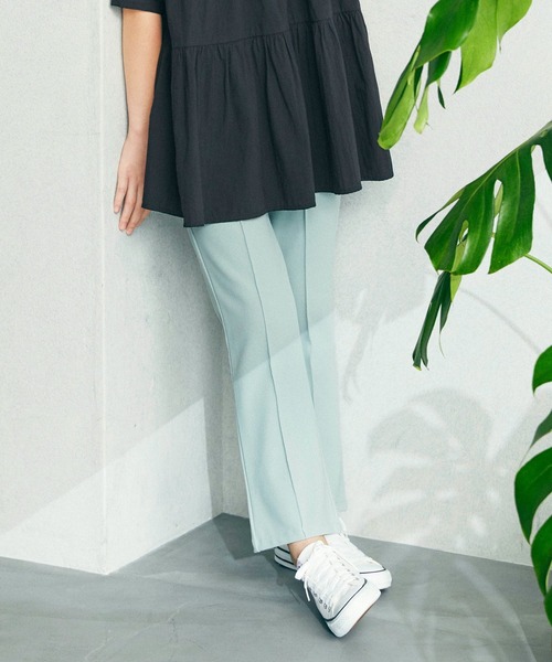 GLOBAL WORK（グローバルワーク）の「【AND YUA ANY】オトナ見えカットフレアパンツ/954629（その他パンツ・キッズ・ライトグレー/パープル系その他2/ライトグリーン・150cm/160cm）」の3枚目の写真