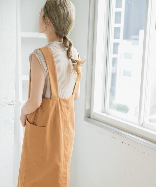 ITEMS URBANRESEARCH（アイテムズ アーバンリサーチ）の「2WAYジャンパースカート（ジャンパースカート・レディース・キャメル/ライトインディゴブルー/ブラック/インディゴブルー・FREE/SMALL）」の20枚目の写真