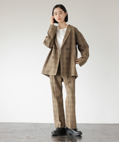 LOWRYS FARM(ローリーズファーム)の「ラナテックフレアパンツ 949138(その他パンツ・レディース・グリーン/グレー系その他/ブラウン系その他/ベージュ系その他2・MEDIUM/LARGE)」の11枚目の写真