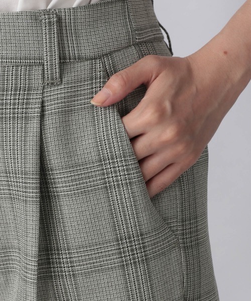 LOWRYS FARM(ローリーズファーム)の「ラナテックフレアパンツ 949138(その他パンツ・レディース・グリーン/グレー系その他/ブラウン系その他/ベージュ系その他2・MEDIUM/LARGE)」の17枚目の写真