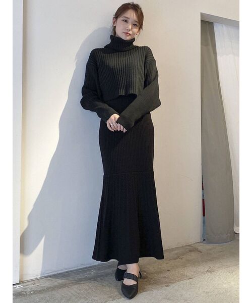 dazzlin（ダズリン）の「リブチェンジタートルニットトップス（ニット/セーター・レディース・ブラック/オフホワイト/ブルー・FREE）」の14枚目の写真