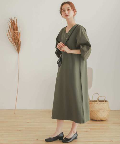 SENSE OF PLACE by URBAN RESEARCH(センスオブプレイスバイアーバンリサーチ)の「Vネックポンチワンピース(ワンピース・レディース・ベージュ/ネイビー/カーキ・ONE)」の20枚目の写真