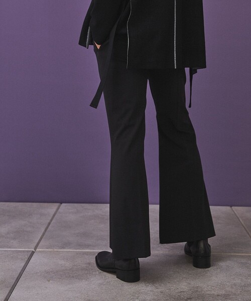 PUBLIC TOKYO（パブリックトウキョウ）の「【youth】ソリッドフレアパンツ（スラックス・メンズ・ライトベージュ/ブラック・2/1/3）」の18枚目の写真