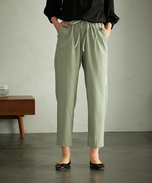 LE SOUK HOLIDAY（ルスークホリデー）の「タックテーパードパンツ（チノパンツ・レディース・ブラック/グリーン/モカ/ライトグレー/オレンジ/ネイビー・L/S/M）」の20枚目の写真