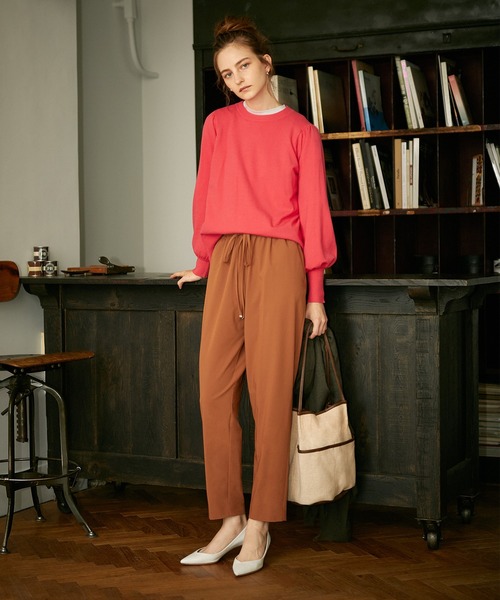 LE SOUK HOLIDAY（ルスークホリデー）の「タックテーパードパンツ（チノパンツ・レディース・ブラック/グリーン/モカ/ライトグレー/オレンジ/ネイビー・L/S/M）」の21枚目の写真