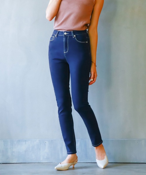 Newlyme(ニューリーミー)の「美脚デニムストレッチスキニーパンツ(デニムパンツ・レディース・ライトグレー/ブラック/グレー/インディゴブルー/ブラック系その他/ライトインディゴブルー・SMALL/MEDIUM/LARGE/X-LARGE/XX-LARGE)」の1枚目の写真