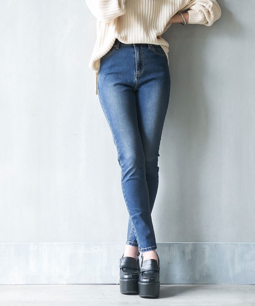 Newlyme(ニューリーミー)の「美脚デニムストレッチスキニーパンツ(デニムパンツ・レディース・ライトグレー/ブラック/グレー/インディゴブルー/ブラック系その他/ライトインディゴブルー・SMALL/MEDIUM/LARGE/X-LARGE/XX-LARGE)」の11枚目の写真