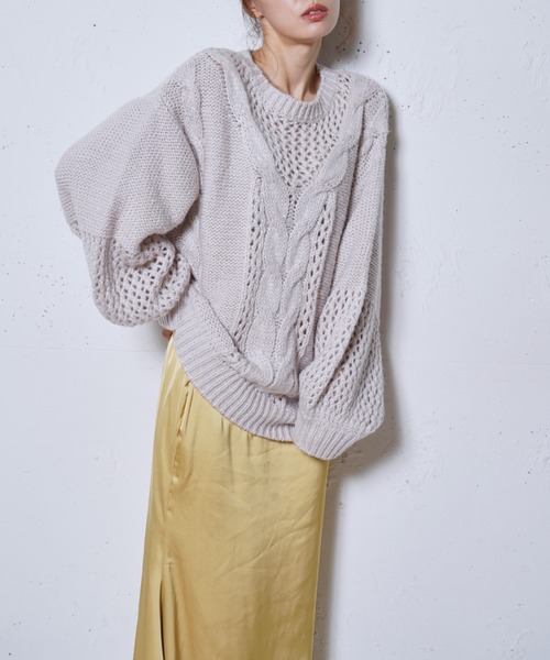 MIIA（ミーア）の「甘えんぼニット（ニット/セーター・レディース・ライトグレー/パープル/イエロー/オフホワイト・FREE）」の2枚目の写真