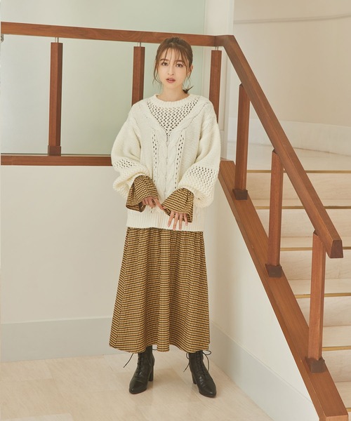 MIIA（ミーア）の「甘えんぼニット（ニット/セーター・レディース・ライトグレー/パープル/イエロー/オフホワイト・FREE）」の21枚目の写真