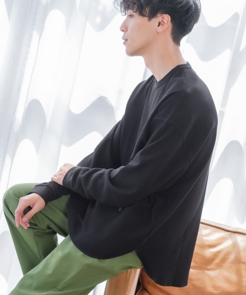 improves（インプローブス）の「ワッフル ラウンド ロンT（Tシャツ/カットソー・メンズ・ブラック/ダークブラウン/ネイビー/グレー/杢グレー/ナチュラル/グレイッシュベージュ・MEDIUM/LARGE）」の2枚目の写真