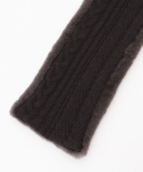 JOSEPH（ジョセフ）の「ムートンニットコンビ（マフラー・メンズ・ブラック系/グレー系・F）」の3枚目の写真