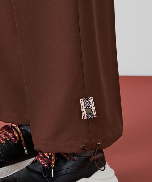 FRAPBOIS（フラボア）の「ツイルストレッチ パンツ（その他パンツ・レディース・ブラウン/エメラルド・1/2）」の5枚目の写真