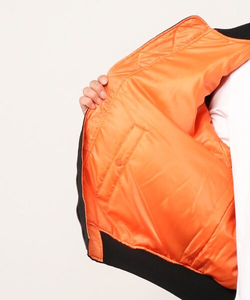RVCA（ルーカ）の「ルーカ RVCA ジャケット BACK RVCA MA-1（MA-1・メンズ・ブラック/オリーブ・S/M/L）」の6枚目の写真