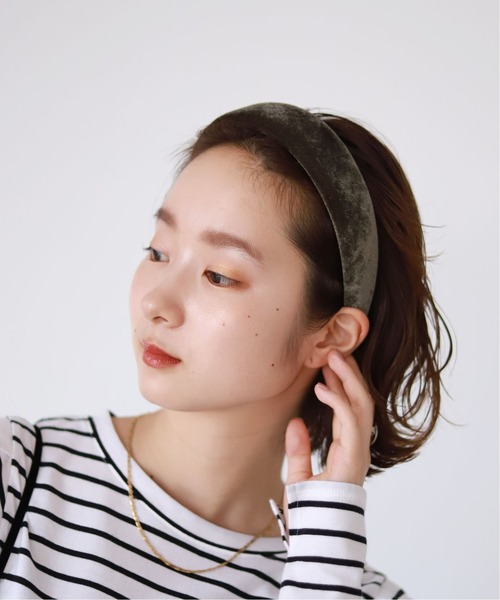 SLOBE citron.（スローブシトロン）の「SLOBE citron. ベルベットカチューシャ◆（カチューシャ・レディース・ブラック/カーキ/ブルー・FREE）」の3枚目の写真