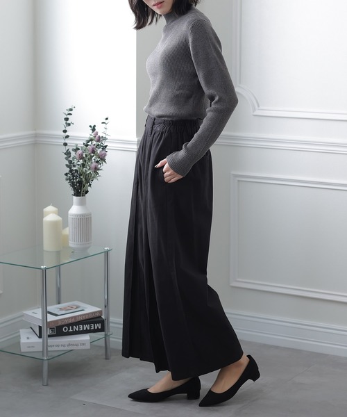 ElegChic(エレグシック)の「フロント タック ワイドパンツ(その他パンツ・レディース・ブラック/ベージュ/カーキ・4L/M/L/XL/XXL)」の4枚目の写真