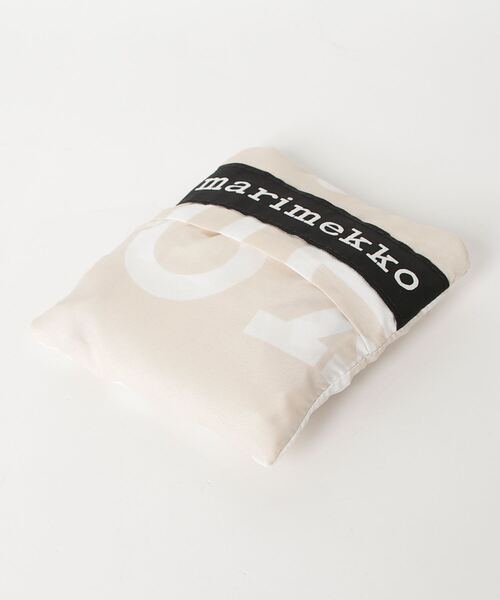 marimekko(マリメッコ)の「Logo / Smartbag(エコバッグ/サブバッグ・レディース・ベージュ・FREE)」の4枚目の写真
