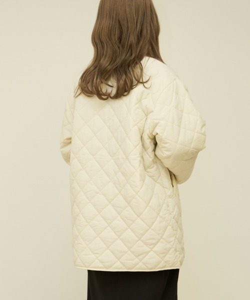 VANNIE U（ヴァニーユー）の「ベスト付き中綿キルティングコート/キルティングコート＆ベスト2点セット（ブルゾン・レディース・アイボリー/ライトグリーン・FREE）」の6枚目の写真