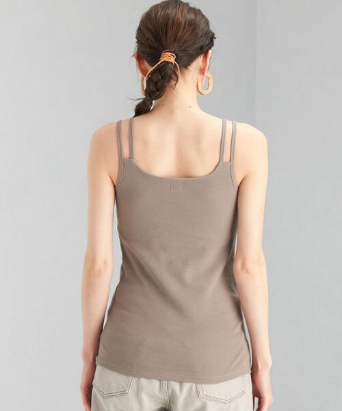 green label relaxing（グリーンレーベルリラクシング）の「ダブルストラップ キャミソール カップ付き（キャミソール・レディース・オフホワイト/モカ/ブラック・FREE）」の6枚目の写真