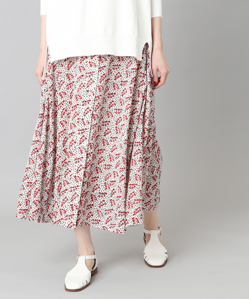 IENA（イエナ）の「デザインドットフレアスカート◆（スカート・レディース・ネイビー/レッド・36/38/34）」の9枚目の写真