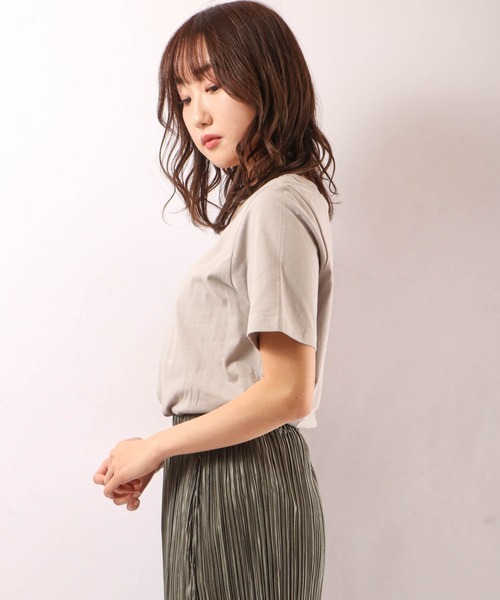 FUNALIVE(ファンアライブ)の「PAGE ONE 抗菌防臭加工オーガニックコットン半袖Tシャツ(Tシャツ/カットソー・レディース・グレー/マスタード/オフホワイト/カーキ/ブラック/モカ・M/LL/L)」の18枚目の写真