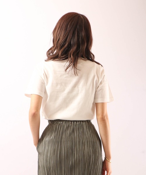 FUNALIVE(ファンアライブ)の「PAGE ONE 抗菌防臭加工オーガニックコットン半袖Tシャツ(Tシャツ/カットソー・レディース・グレー/マスタード/オフホワイト/カーキ/ブラック/モカ・M/LL/L)」の9枚目の写真