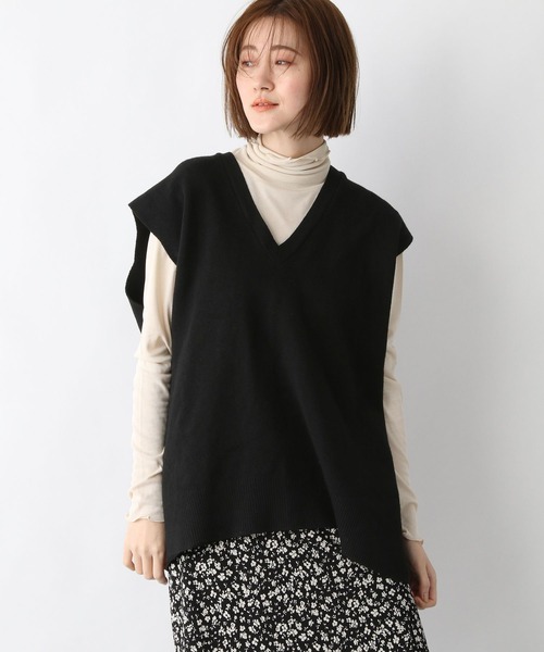 A part by（アパートバイ）の「12GPoNyＶネックベスト　261065（ベスト・レディース・ブラック/ベージュ・FREE）」の2枚目の写真