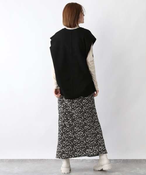 A part by（アパートバイ）の「12GPoNyＶネックベスト　261065（ベスト・レディース・ブラック/ベージュ・FREE）」の5枚目の写真