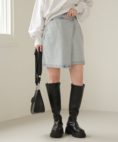 Heather(ヘザー)の「デニムラップミニスカート 265237(デニムスカート・レディース・ブラック/ブルー系・S/M)」の1枚目の写真