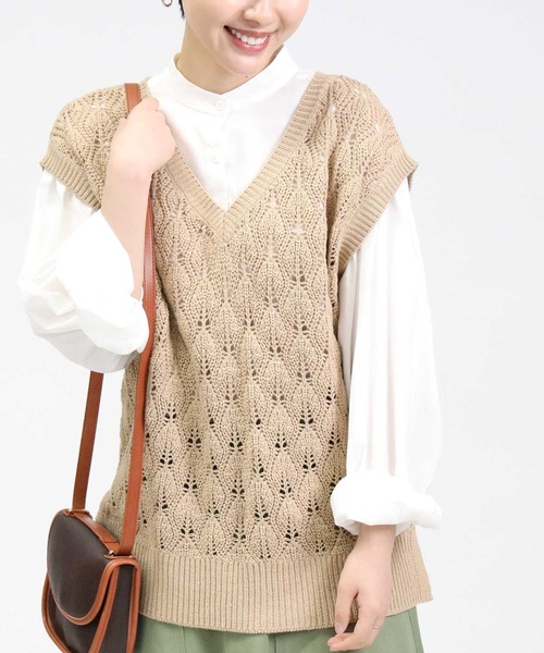 HONEYSUCKLE ROSE（ハニーサックルローズ）の「【HONEYSUCKLE ROSE】透かし編みベスト（ベスト・レディース・ネイビー/グリーン/ライトベージュ・M/L）」の2枚目の写真