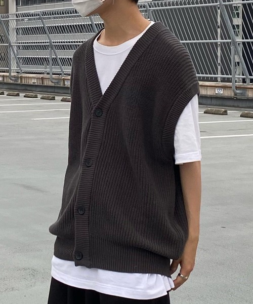 ８(eight)（エイト）の「ハイバルキーニットベスト（ベスト・メンズ・ライトグレー/ダークブラウン/ネイビー/マスタード/グレー系その他/ダークブルー/ケリー/グレイッシュベージュ/ブラック/ホワイト・MEDIUM/LARGE/X-LARGE）」の5枚目の写真
