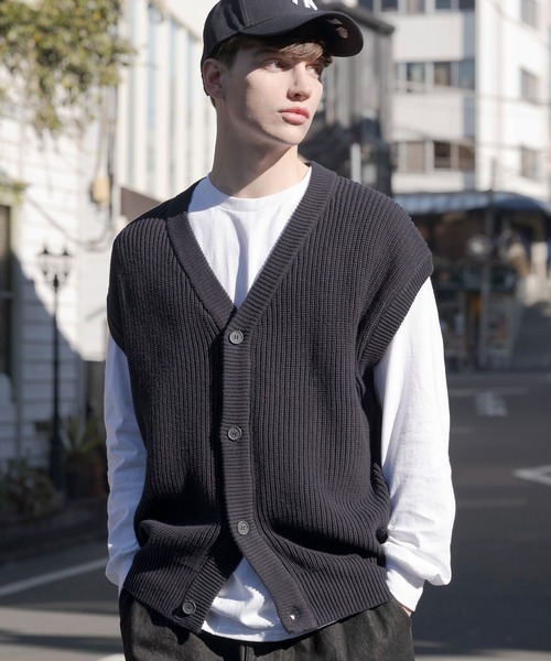 ８(eight)（エイト）の「ハイバルキーニットベスト（ベスト・メンズ・ライトグレー/ダークブラウン/ネイビー/マスタード/グレー系その他/ダークブルー/ケリー/グレイッシュベージュ/ブラック/ホワイト・MEDIUM/LARGE/X-LARGE）」の8枚目の写真