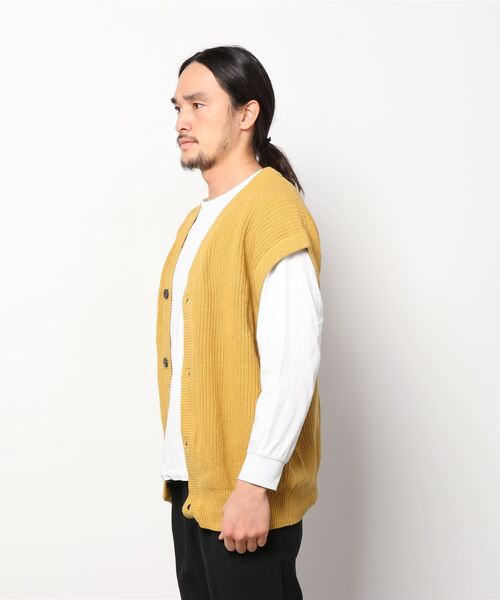 ８(eight)（エイト）の「ハイバルキーニットベスト（ベスト・メンズ・ライトグレー/ダークブラウン/ネイビー/マスタード/グレー系その他/ダークブルー/ケリー/グレイッシュベージュ/ブラック/ホワイト・MEDIUM/LARGE/X-LARGE）」の11枚目の写真