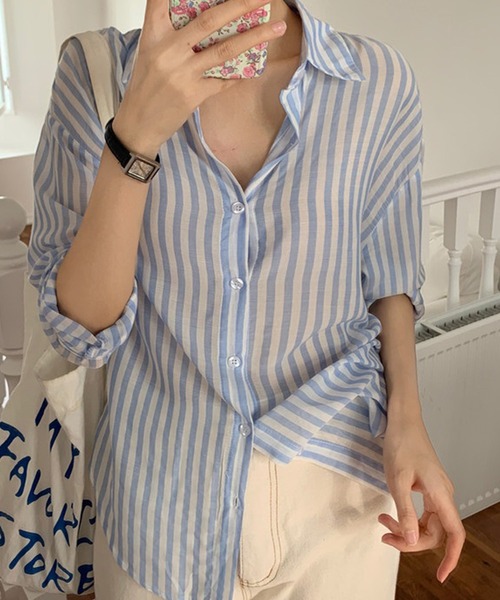 DAY CLOSET(デイ クローゼット)の「レディース スリット入りストライプ柄センターボックスシャツ(シャツ/ブラウス・レディース・イエロー/ブルー・ONE SIZE)」の6枚目の写真