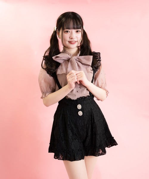 ROJITA(ロジータ)の「フリルサス付ビジュ釦レースショートパンツ(その他パンツ・レディース・ブルー/ブラック/アイボリー・FREE)」の14枚目の写真