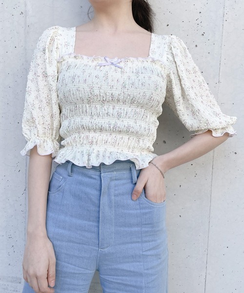 lilLilly（リルリリー）の「フラワーパフブラウス（シャツ/ブラウス・レディース・ピンク/イエロー/ブラック・FREE）」の4枚目の写真