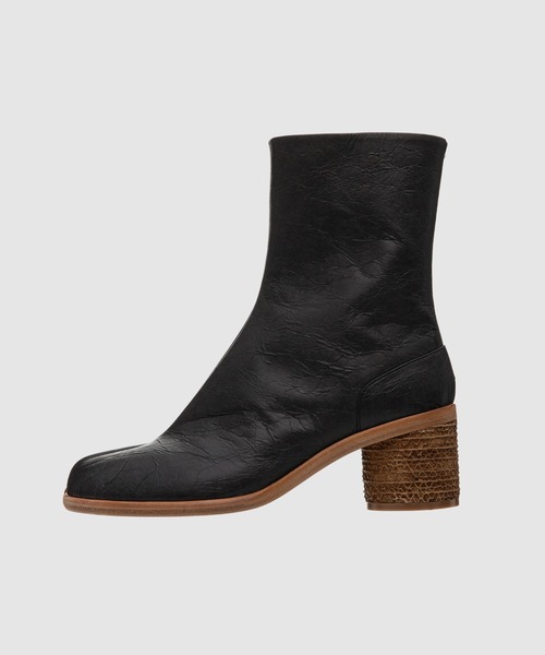 Maison Margiela(メゾンマルジェラ)の「ANKLE BOOT(ブーツ・メンズ・ブラック/ホワイト/ベージュ・41/42)」の3枚目の写真