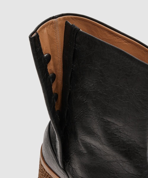 Maison Margiela(メゾンマルジェラ)の「ANKLE BOOT(ブーツ・メンズ・ブラック/ホワイト/ベージュ・41/42)」の8枚目の写真