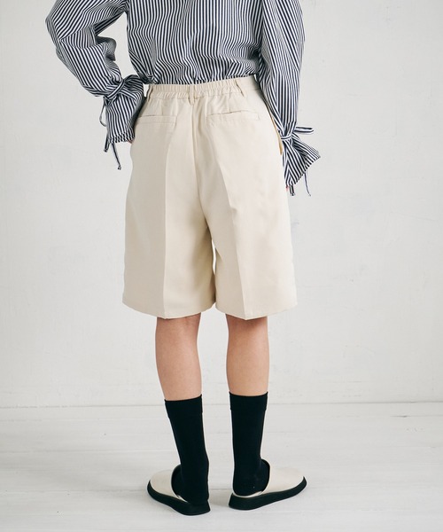 4youstory（フォーユーストーリー）の「【4youstory】エステルツイルハーフパンツ（スラックス・レディース・ブラック/オフホワイト/グレイッシュベージュ・FREE）」の9枚目の写真